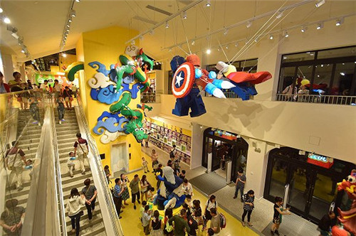 樂高上海迪士尼小鎮旗艦店