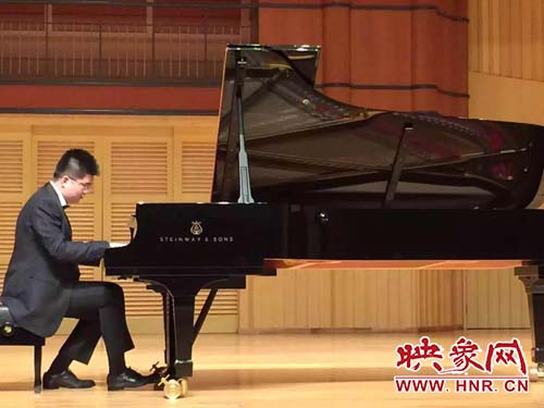 李明陽、謝怡晨鋼琴音樂會在河南藝術中心圓滿落幕 李明陽、謝怡晨鋼琴音樂會在河南藝術中心圓滿落幕