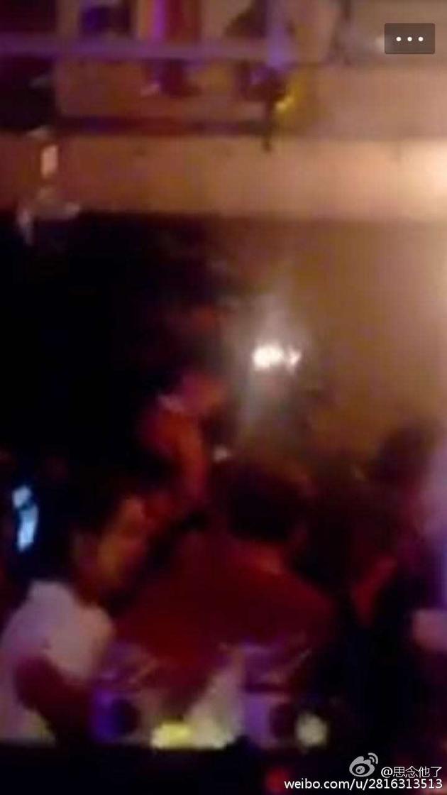 曝劉亦菲赴韓陪宋承憲過(guò)圣誕 曝劉亦菲赴韓陪宋承憲過(guò)圣誕