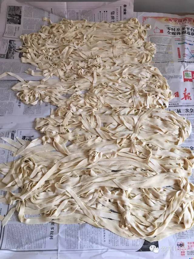 無污染、無添加,純手搟 無污染、無添加,純手搟