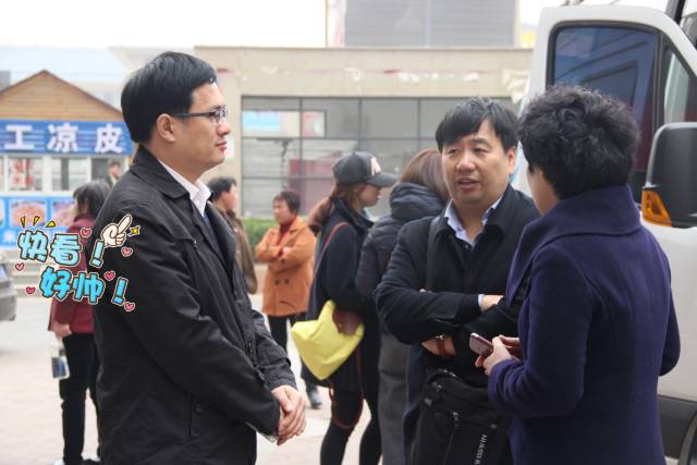 大BOSS徐紅曉總監(jiān)坐鎮(zhèn),多方協(xié)調(diào),HOLD住全場! 大BOSS徐紅曉總監(jiān)坐鎮(zhèn),多方協(xié)調(diào),HOLD住全場!