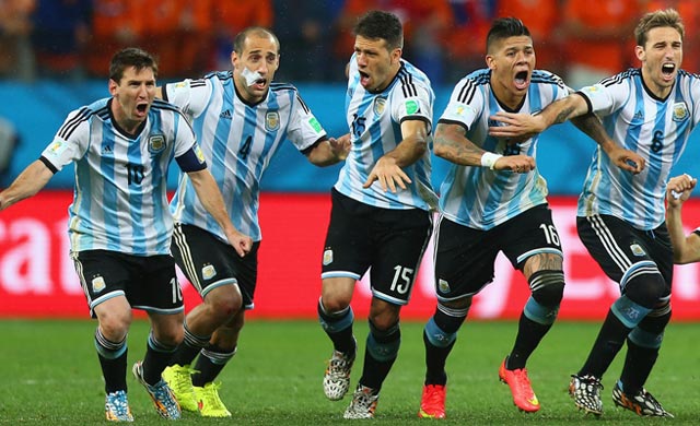 點球大戰!阿根廷淘汰荷蘭晉級決賽! 點球大戰!阿根廷淘汰荷蘭晉級決賽!