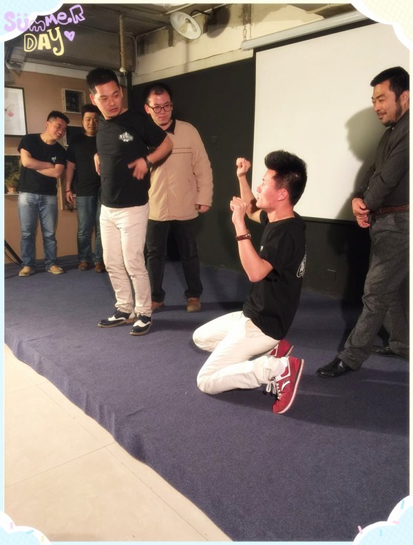 難度增加,連動(dòng)作都由觀眾設(shè)定~行軍打仗中,路飛是有多怕死? 難度增加,連動(dòng)作都由觀眾設(shè)定~行軍打仗中,路飛是有多怕死?