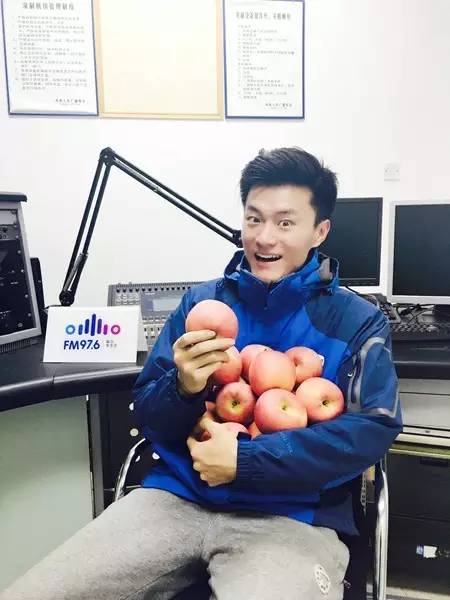 陪我有驚喜哦 陪我有驚喜哦