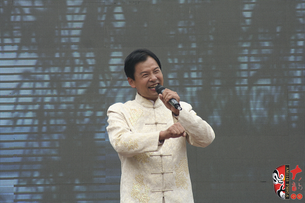 河南電臺戲曲廣播《梨園星秀場》十大星秀、河南省豫劇三團優秀青年演員劉海功演唱 河南電臺戲曲廣播《梨園星秀場》十大星秀、河南省豫劇三團優秀青年演員劉海功演唱