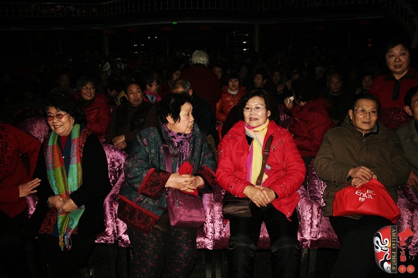 豫劇《朝陽溝》銀環媽扮演者、著名豫劇表演藝術家楊華瑞，著名豫劇表演藝術家王素君