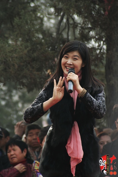 《梨園春》2002年度金獎擂主王光嬌演唱曲劇《白蛇傳》選段“小青妹你慢舉那龍泉寶劍” 《梨園春》2002年度金獎擂主王光嬌演唱曲劇《白蛇傳》選段“小青妹你慢舉那龍泉寶劍”