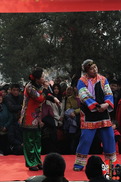 荒誕戲曲小品《借簪子》 荒誕戲曲小品《借簪子》