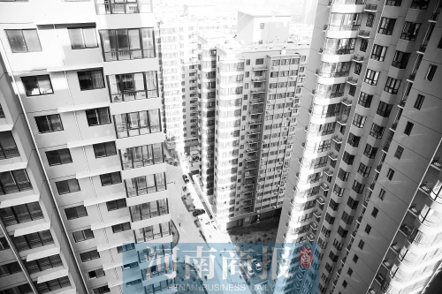 今年鄭州在商品房小區、經適房小區內配建的公租房，將面向社會輪候供應 楊東華/攝