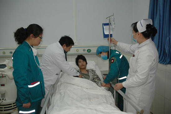 小伙兒患病智力"重返童年" 無家可歸難住醫院 小伙兒患病智力"重返童年" 無家可歸難住醫院