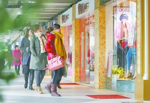 女子月薪5000成屌絲 當“女神”要內外兼修 女子月薪5000成屌絲 當“女神”要內外兼修