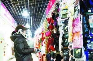 防護口罩標準缺失價差數千倍都稱能防PM2.5 防護口罩標準缺失價差數千倍都稱能防PM2.5