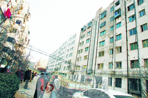 鄭州市瑞達路啟明村小區一戶居民家中(紅圈標示處),天然氣發生爆炸。 鄭州市瑞達路啟明村小區一戶居民家中(紅圈標示處),天然氣發生爆炸。