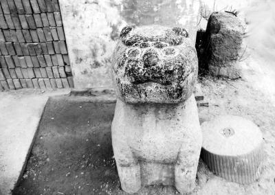 被盜的石獅子 被盜的石獅子