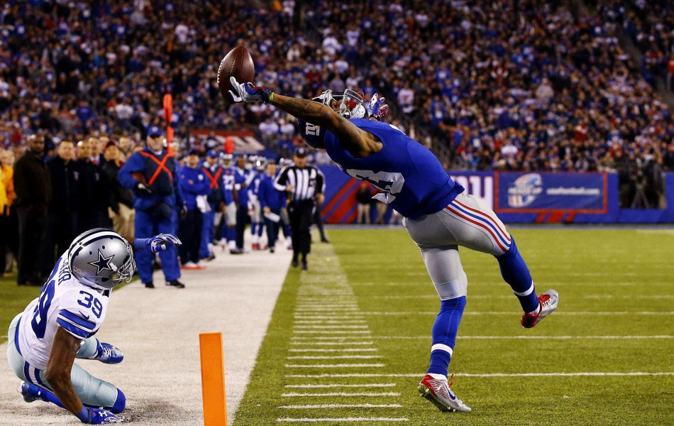 　單幅二等獎，單手接球。