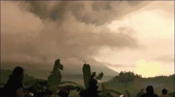 巴厘島火山爆發預警 河南776名游客滯留