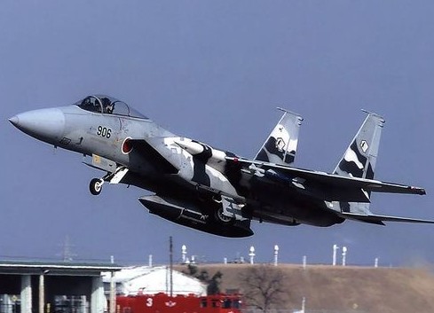 資料圖：日本空軍自衛隊F15戰機。