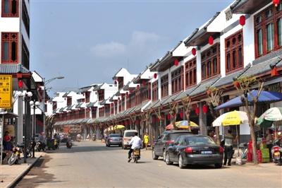 2014年3月16日，海南瓊海市，正在進行城鎮(zhèn)化改造的萬泉鎮(zhèn)新貌。圖/CFP