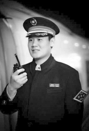 袁閱說，女友讓他挺感動(dòng) 本人供圖