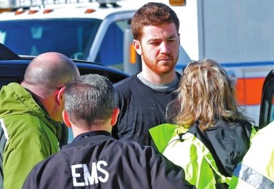 嫌犯接受詢問。新華社/美聯