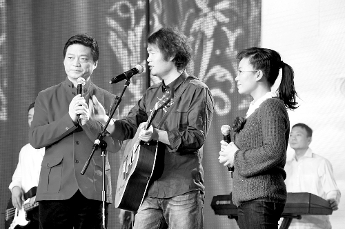 小崔主持晚會(huì)