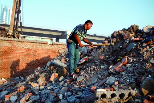 發(fā)現(xiàn)寶貝了,開挖! 發(fā)現(xiàn)寶貝了,開挖!