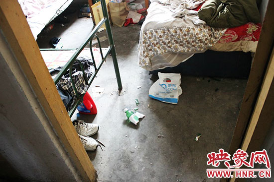 小李和同事租住的房子 小李和同事租住的房子