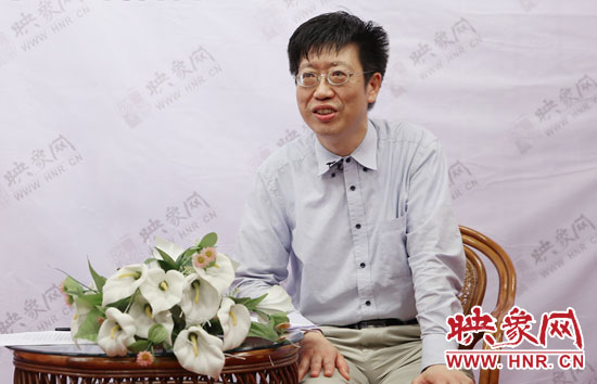 復旦大學河南招生組組長趙一鳴做客映象網《名校面對面》系列訪談