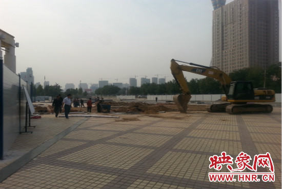 隴海路朝鳳路等三個站點已經實施圍擋。