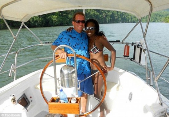 美國殺毒軟件公司“邁克菲”的創始人約翰·邁克菲（John McAfee）"一夫七妻"