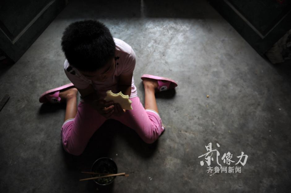 【圖片故事】繩束童年 【圖片故事】繩束童年