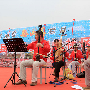 河南廣電局送戲下鄉