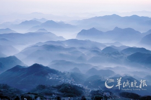 天臺山風(fēng)光如畫。