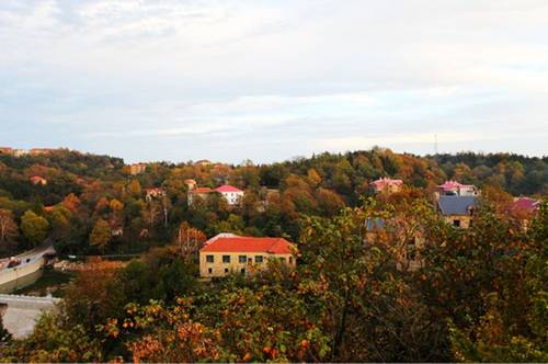 金秋時(shí)節(jié) 到信陽(yáng)雞公山享受慢旅游生活
