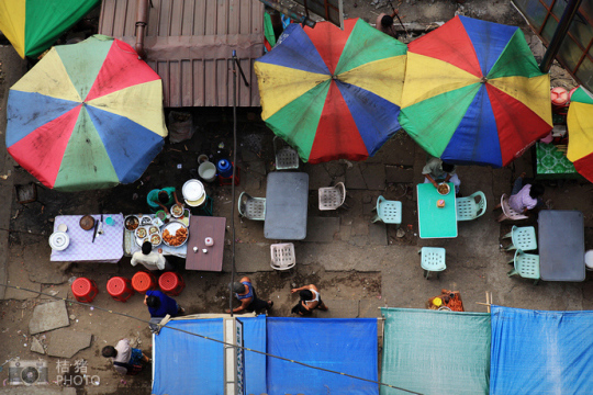 緬甸，繽紛的街邊平民小吃