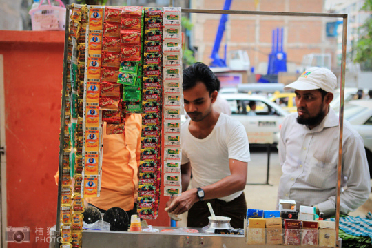 緬甸，繽紛的街邊平民小吃