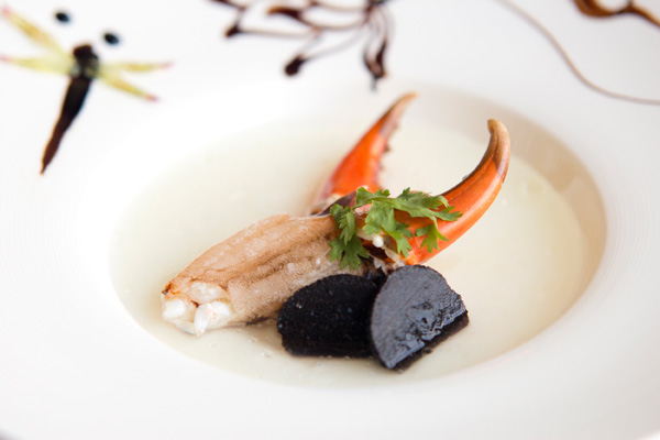 金閣呈獻創意蟹饌 增添秋天味道