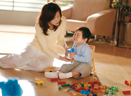 你是孩子的陪玩兒高手嗎?不同階段不同玩法 你是孩子的陪玩兒高手嗎?不同階段不同玩法