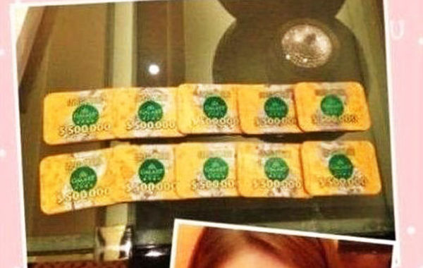 2013年4月，郭美美在網上曬出500萬賭場籌碼并稱“贏了錢回來做善事，捐助孤兒院和敬老院”。