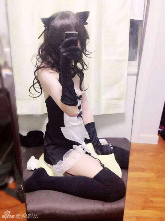 長腿翹臀制服誘惑 這么可愛果然是男孩子 長腿翹臀制服誘惑 這么可愛果然是男孩子