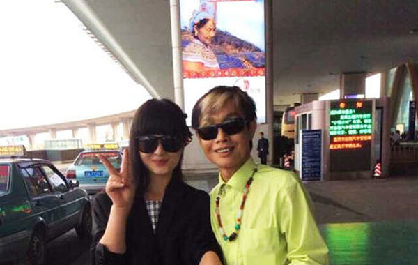 鄧建國與新女友。