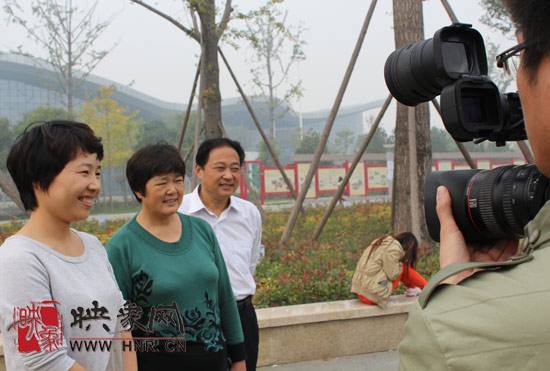 “溫馨九九重陽節 陪著父母去游園”活動圓滿舉行