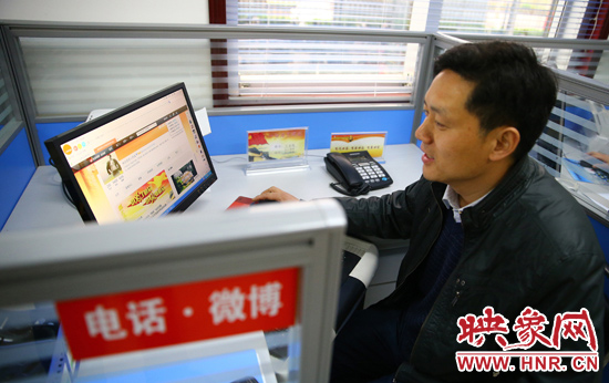 截至3月19日下午17時,@焦裕祿民心熱線 的微博粉絲已經從4000多增長到16630個。 截至3月19日下午17時,@焦裕祿民心熱線 的微博粉絲已經從4000多增長到16630個。