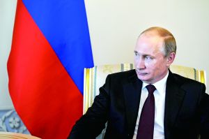 普京時隔10天來首次公開露面,3月16日,他在圣彼得堡會見吉爾吉斯斯坦總統阿坦巴耶夫。 普京時隔10天來首次公開露面,3月16日,他在圣彼得堡會見吉爾吉斯斯坦總統阿坦巴耶夫。