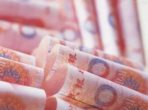 對增收潛力大、帶動(dòng)能力強(qiáng)的7大群體（技能人才、新型職業(yè)農(nóng)民、科研人員、小微企業(yè)創(chuàng)業(yè)者、企業(yè)經(jīng)營管理人、基層干部隊(duì)伍、有勞動(dòng)能力困難群體）實(shí)施激勵(lì)計(jì)劃，推出差別化收入分配激勵(lì)政策，帶動(dòng)城鄉(xiāng)居民實(shí)現(xiàn)總體增收。