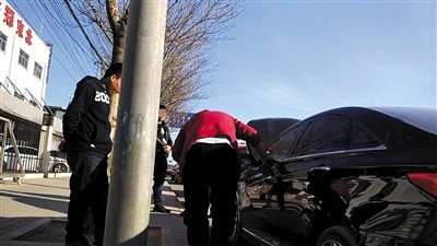 多家二手車(chē)平臺(tái)交易“調(diào)表車(chē)” 100元就能改里程