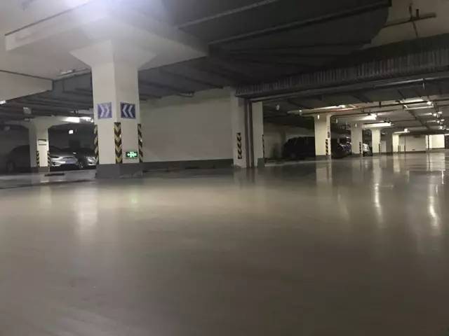 業主花60萬買車位共享給大家用 收費2元/小時