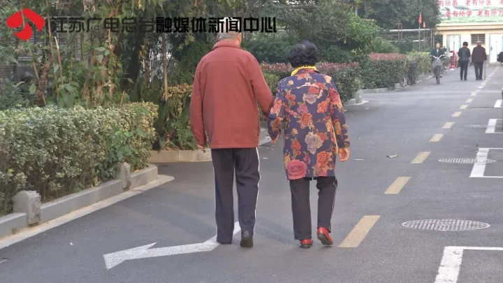 老太秀恩愛！網友被一封跨越60年的情書甜哭了