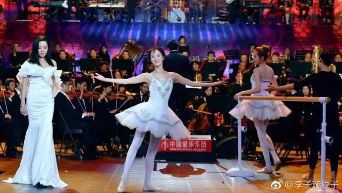 《創造101》主題曲公布,這個被吐槽油膩的c位是什么來頭? 《創造101》主題曲公布,這個被吐槽油膩的c位是什么來頭?