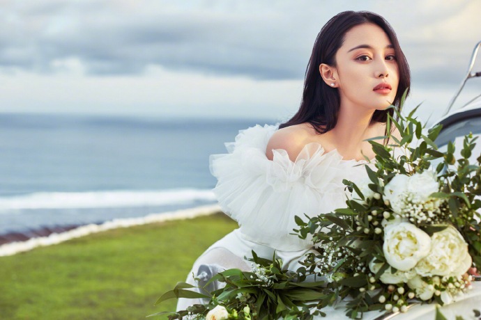 張馨予的婚紗成了淘寶爆款，知道價(jià)格后讓人大跌眼鏡！